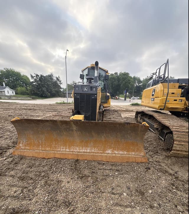 Image of John Deere 700K LGP equipment image 3