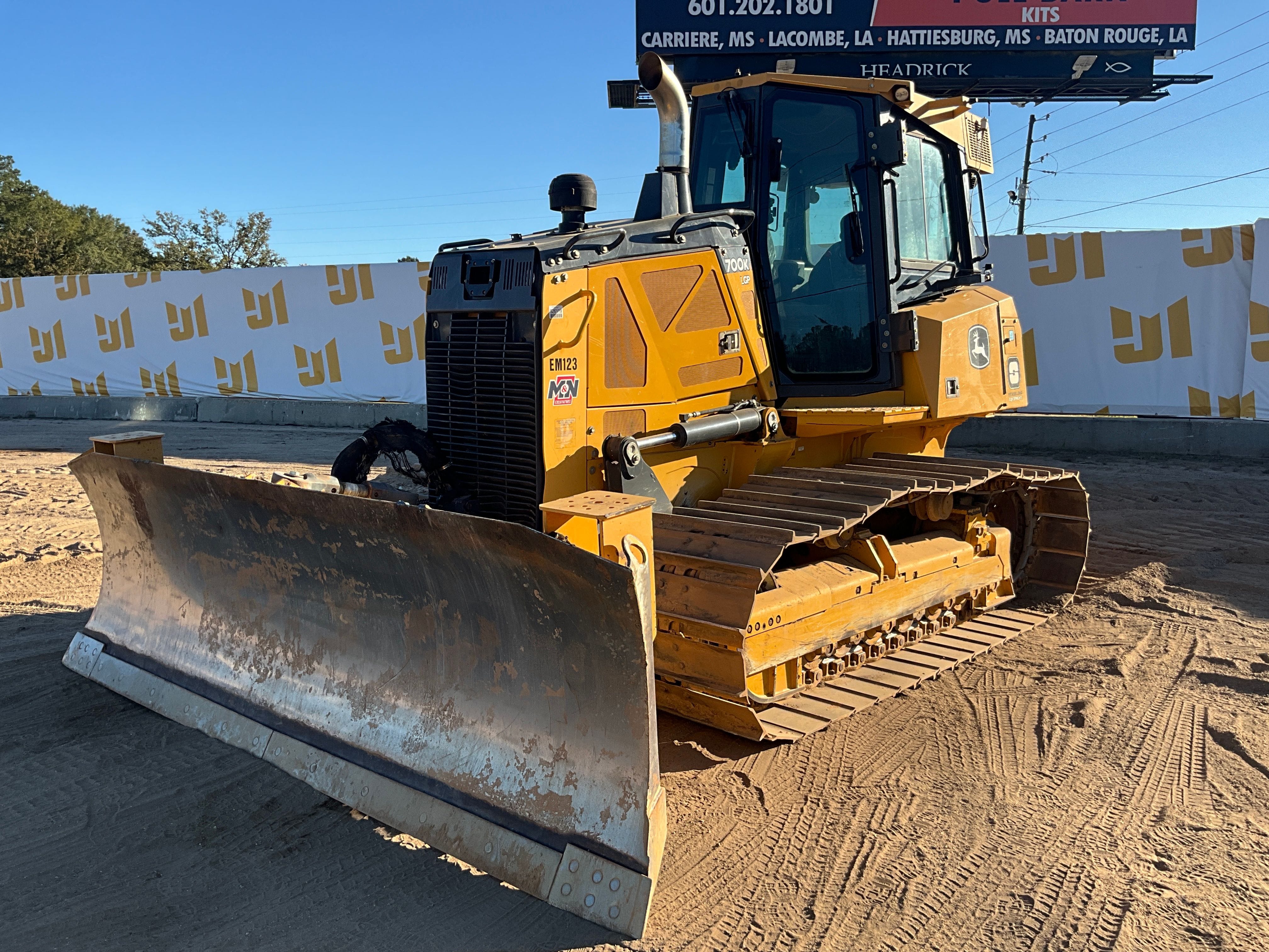 2019 John Deere 700K LGP Equipment Image0