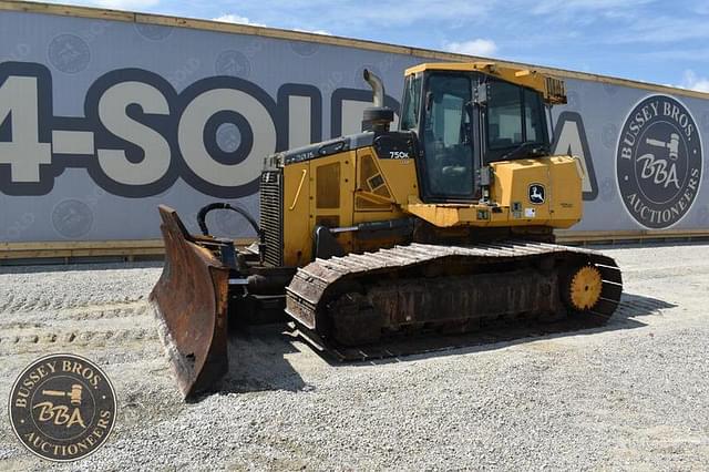 Image of John Deere 750K LGP equipment image 3