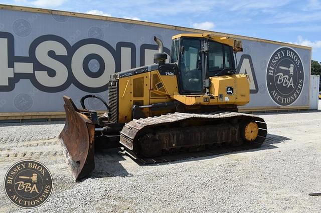 Image of John Deere 750K LGP equipment image 2