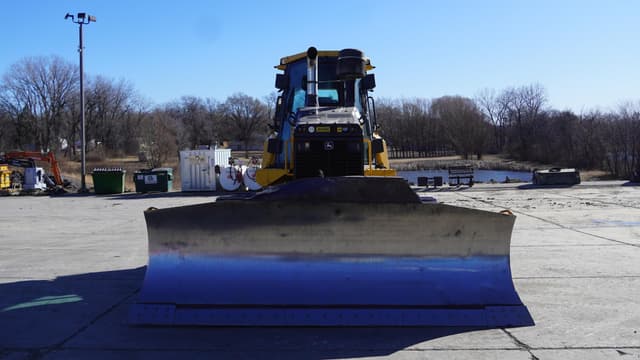 Image of John Deere 750K LGP equipment image 3