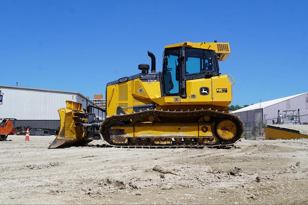 Image of John Deere 750K LGP Primary image