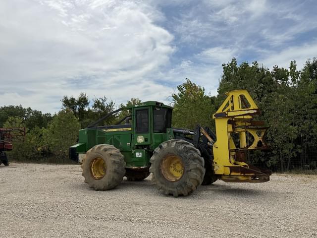 Image of John Deere 843L-II equipment image 1