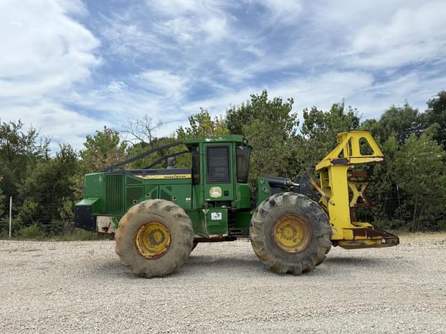 Image of John Deere 843L-II equipment image 3