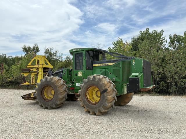 Image of John Deere 843L-II equipment image 4