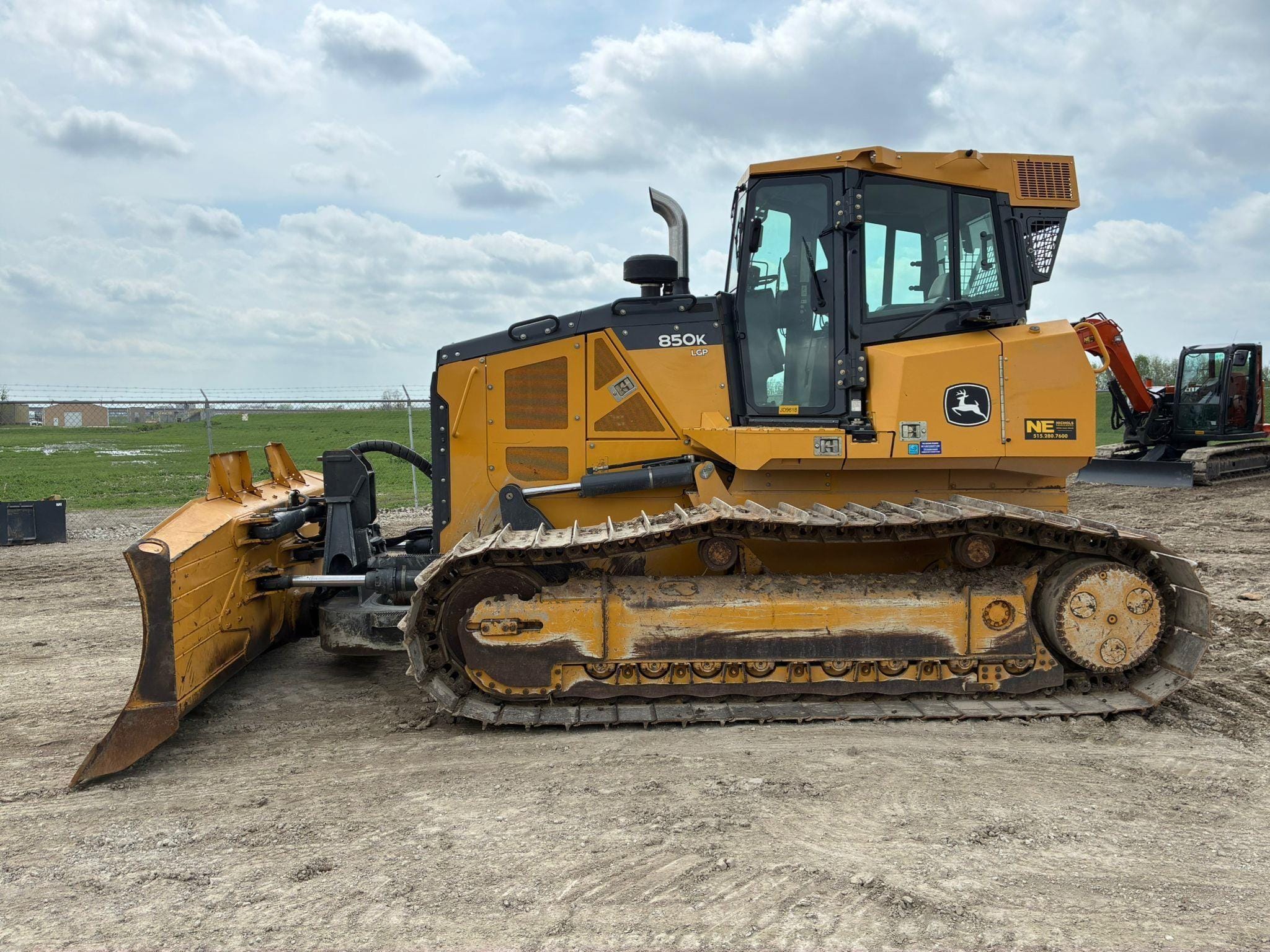 2019 John Deere 850K LGP Equipment Image0