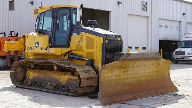 Image of John Deere 850K WLT equipment image 3