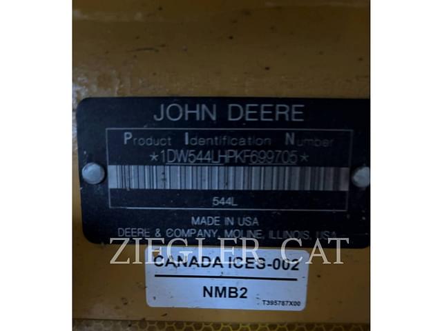 Image of John Deere 544L equipment image 4