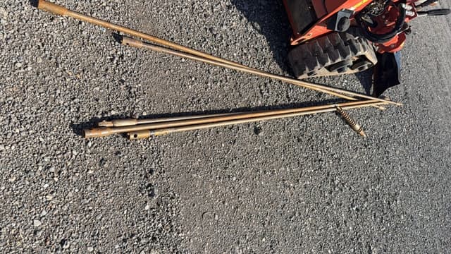 Image of Ditch Witch C24X equipment image 4