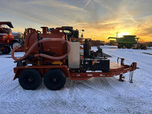 Image of Ditch Witch FX25 equipment image 2