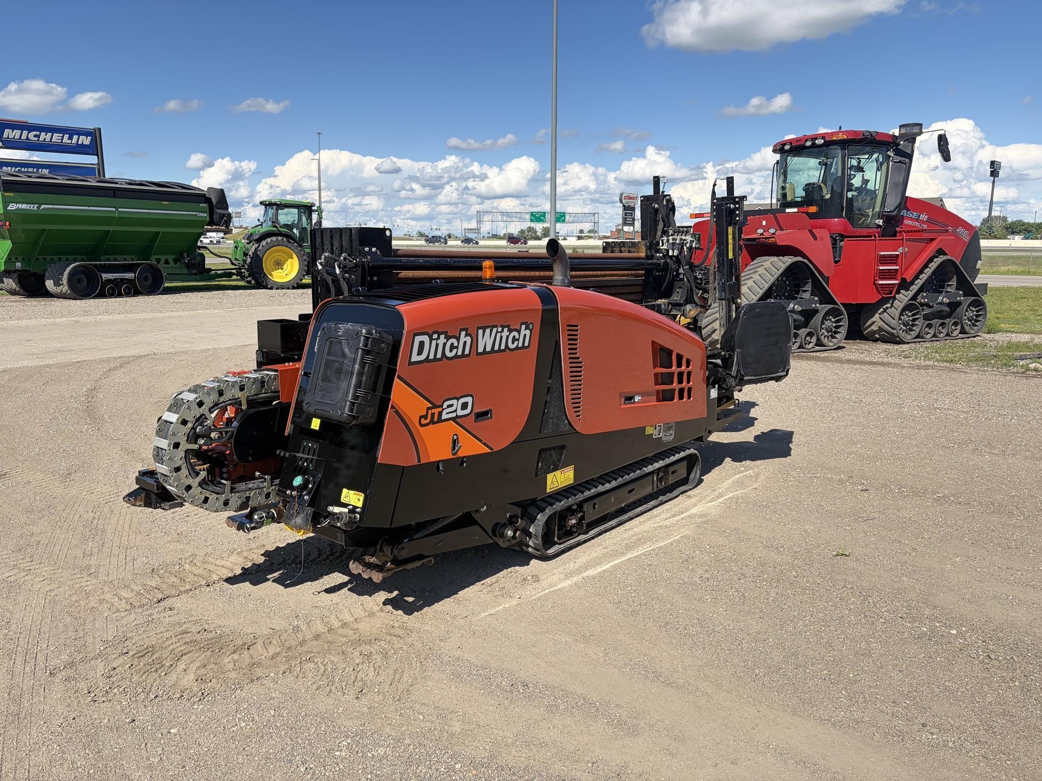 2019 Ditch Witch JT20 Equipment Image0
