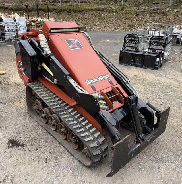 Image of Ditch Witch SK1550 equipment image 1