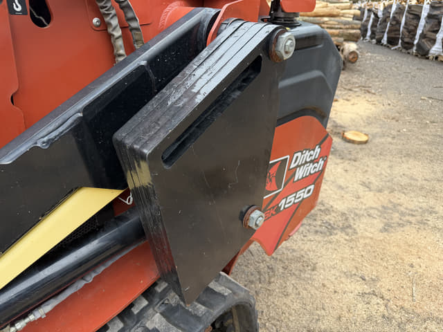 Image of Ditch Witch SK1550 equipment image 4