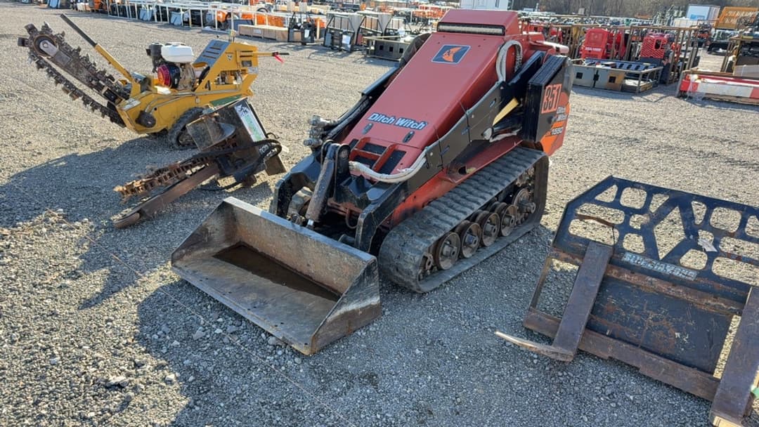 Image of Ditch Witch SK1550 Primary image