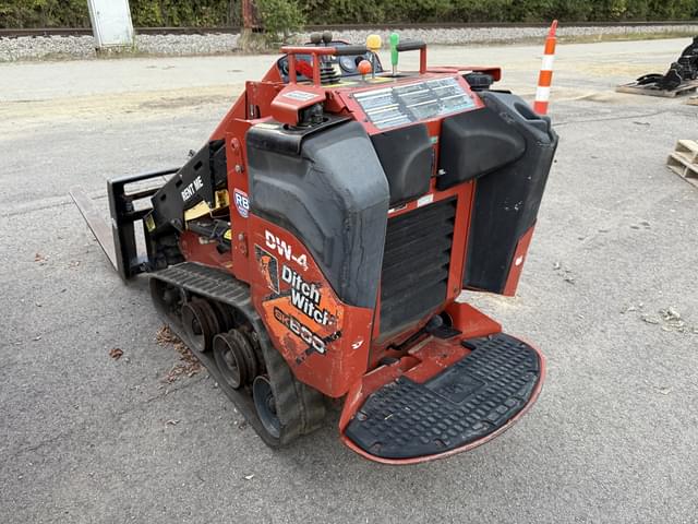 Image of Ditch Witch SK600 equipment image 2