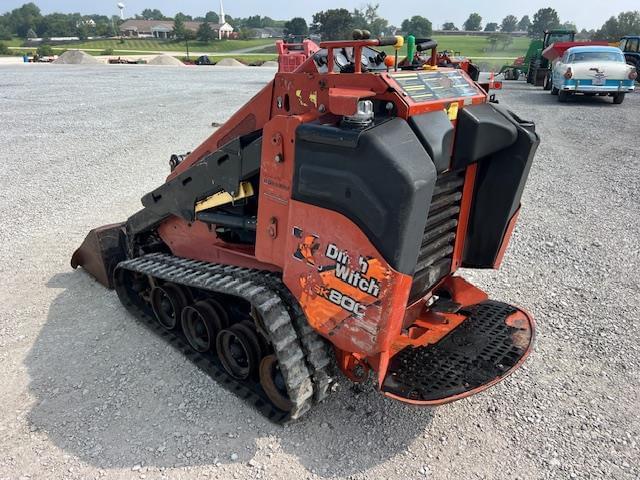 Image of Ditch Witch SK800 equipment image 4