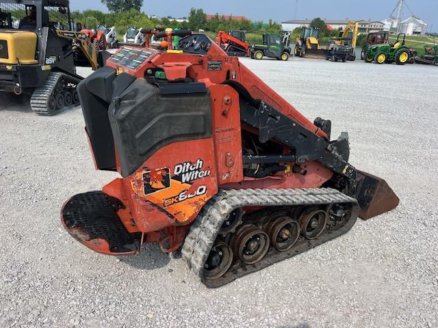 Image of Ditch Witch SK800 equipment image 2