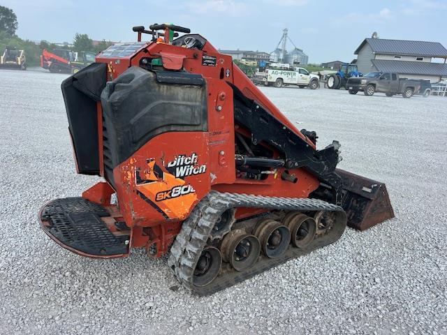 Image of Ditch Witch SK800 equipment image 2
