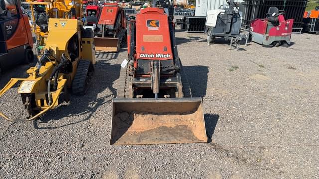 Image of Ditch Witch SK800 equipment image 1