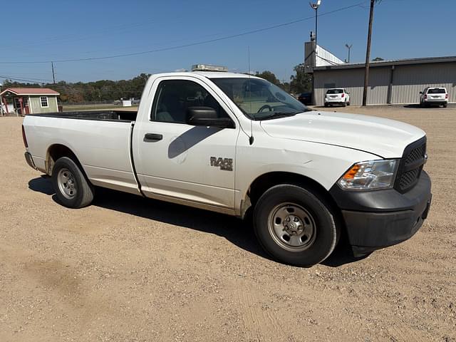 Image of Dodge Ram 1500 equipment image 4