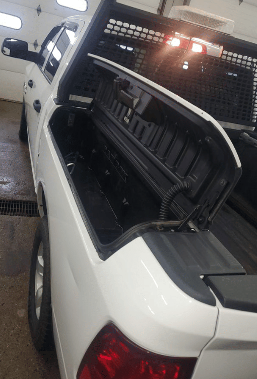 Image of Dodge Ram 1500 equipment image 2