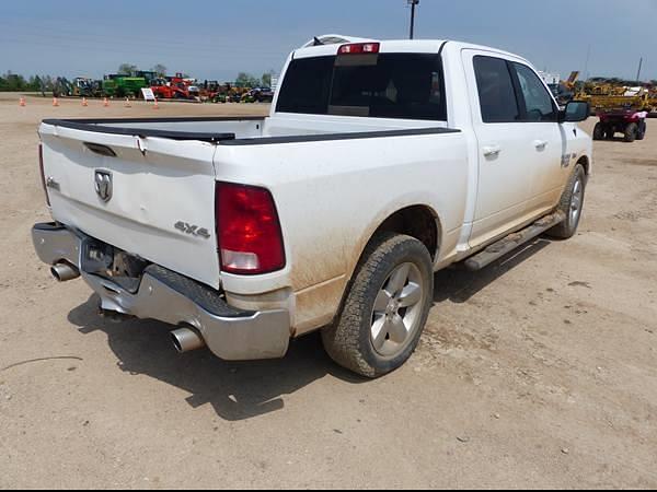 Image of Dodge Ram 1500 equipment image 2