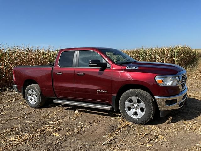 Image of Dodge Ram 1500 equipment image 2