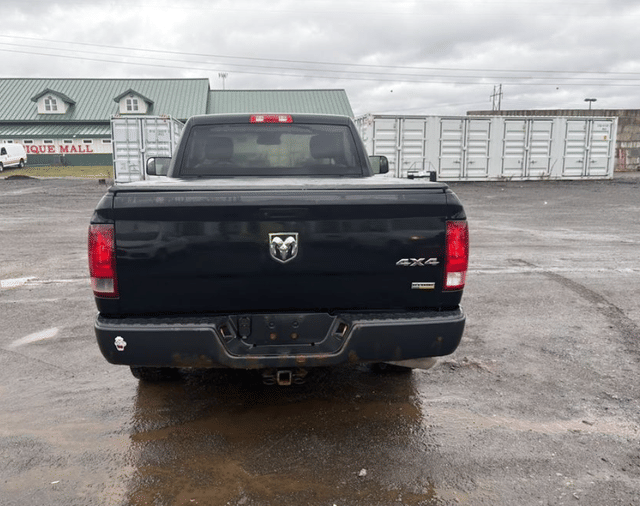 Image of Dodge Ram 1500 equipment image 3