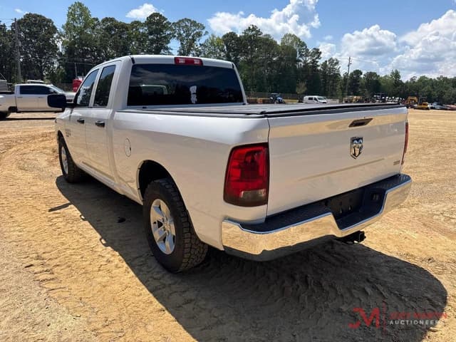 Image of Dodge Ram 1500 equipment image 3