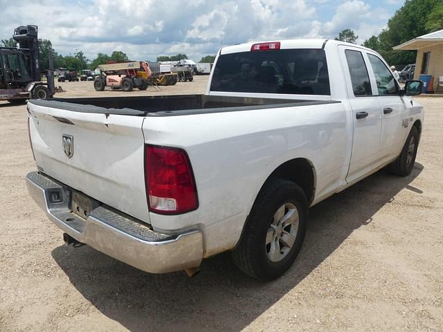 Image of Dodge Ram 1500 equipment image 2