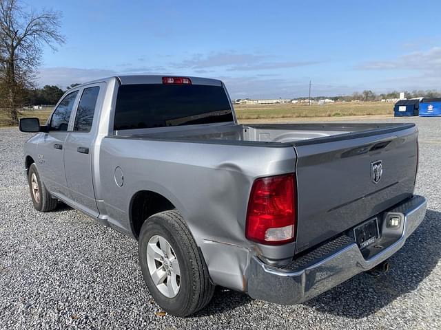 Image of Dodge Ram 1500 equipment image 2