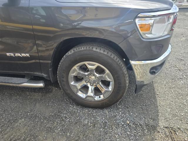 Image of Dodge Ram 1500 equipment image 4