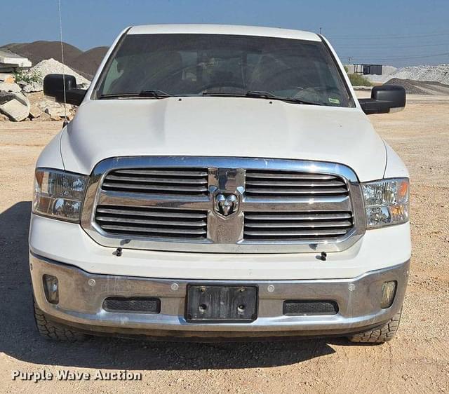 Image of Dodge Ram 1500 equipment image 1