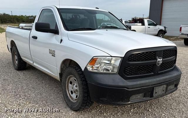 Image of Dodge Ram 1500 equipment image 2