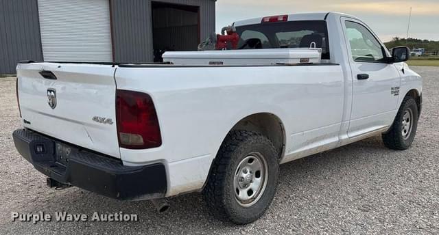Image of Dodge Ram 1500 equipment image 4