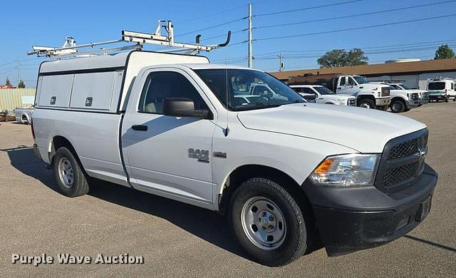 Image of Dodge Ram 1500 equipment image 2