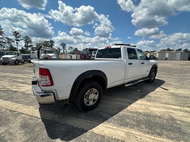 Image of Dodge Ram 2500 equipment image 2