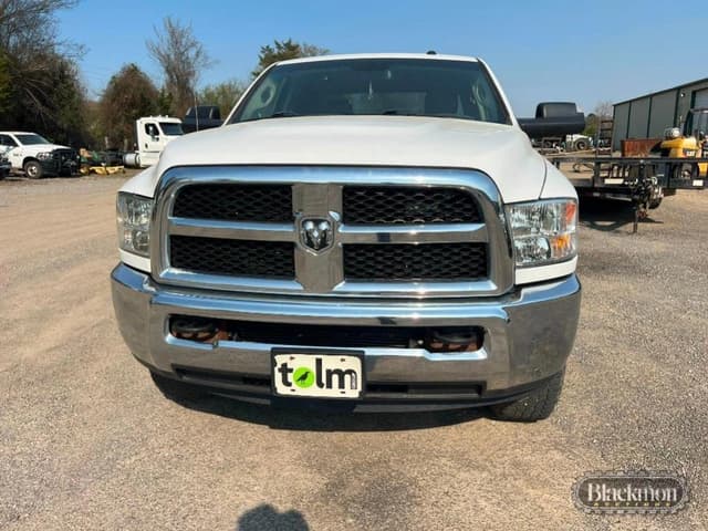 Image of Dodge Ram 2500 equipment image 2