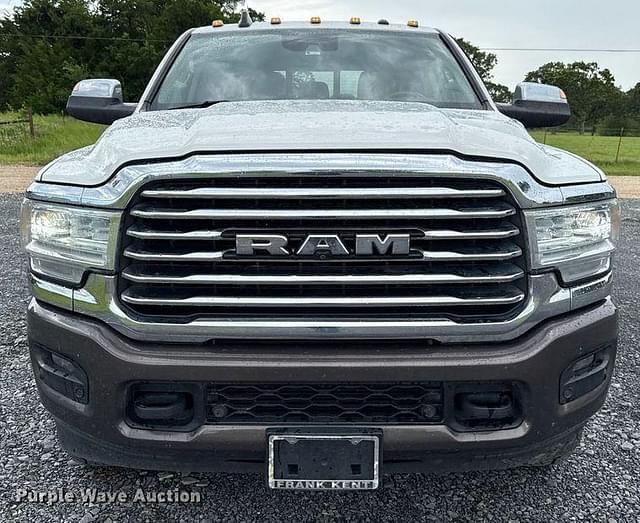 Image of Dodge Ram 2500 equipment image 1