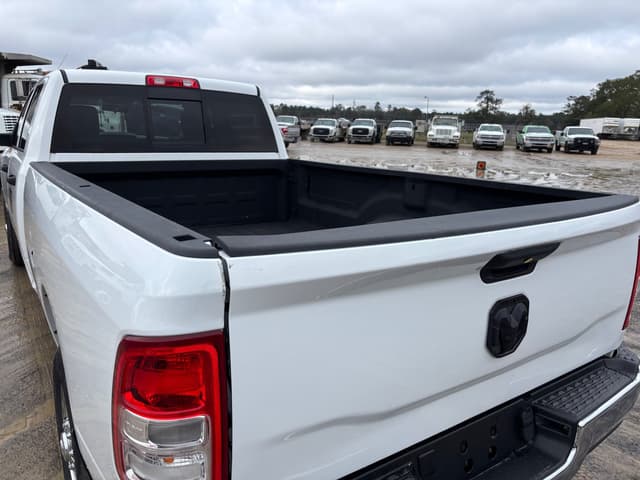 Image of Dodge Ram 2500 equipment image 4