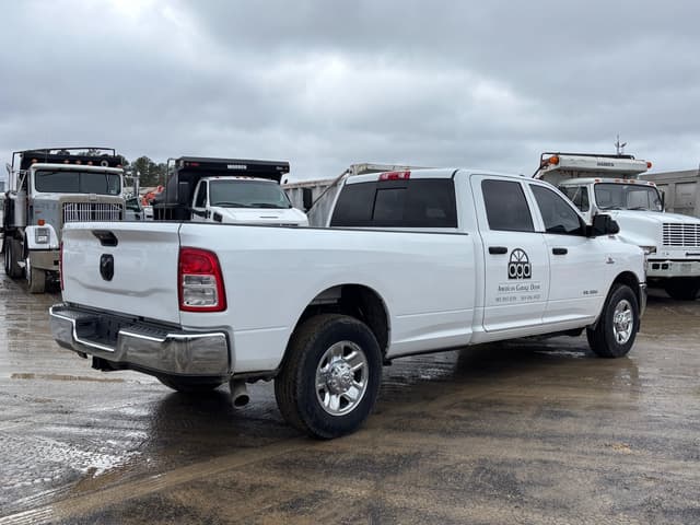 Image of Dodge Ram 2500 equipment image 2