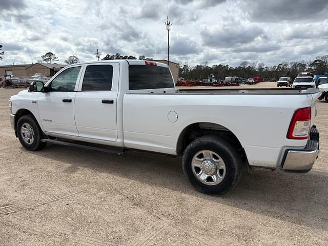 Image of Dodge Ram 2500 equipment image 1