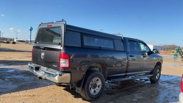 Image of Dodge Ram 2500 equipment image 4