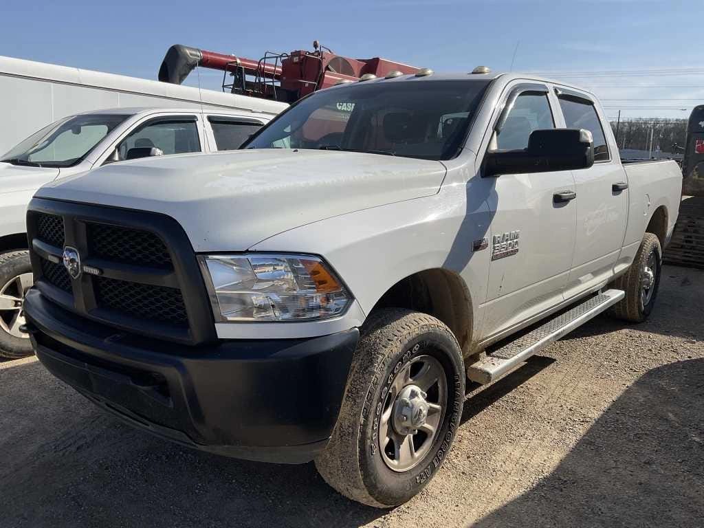 2019 Dodge Ram 3500HD Equipment Image0