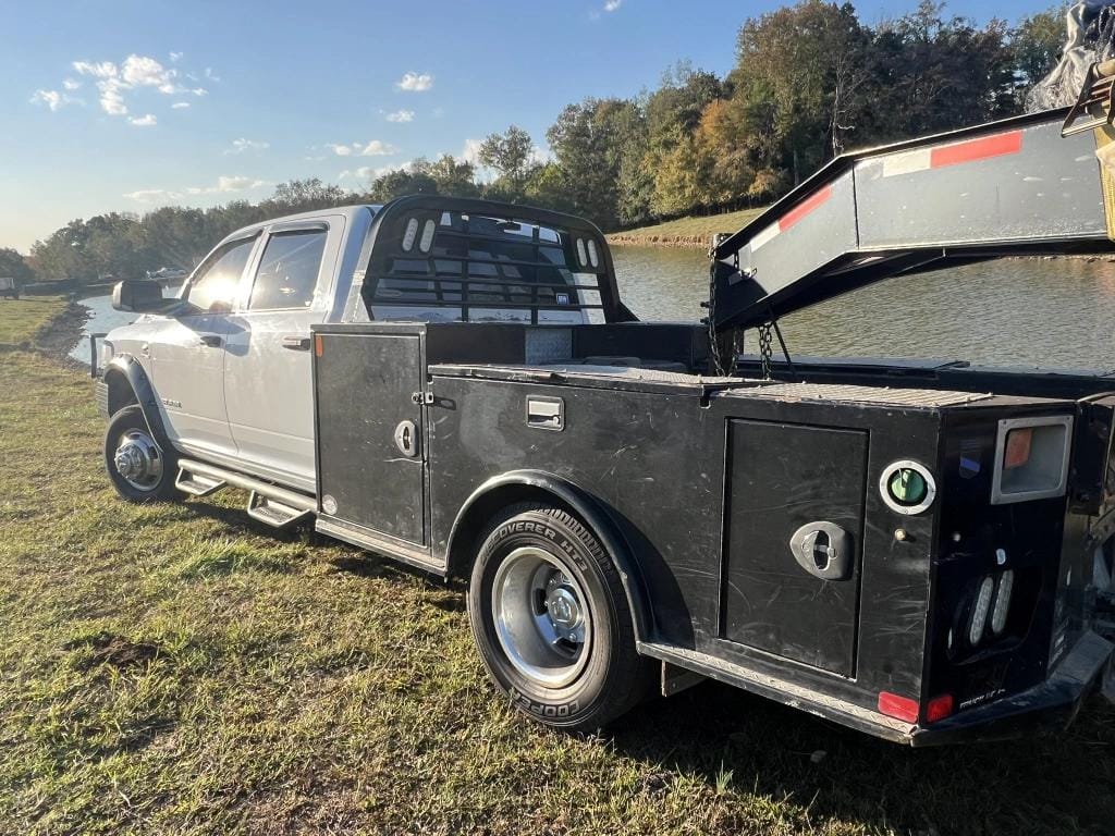 2019 Dodge Ram 3500 Equipment Image0