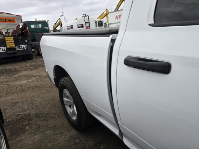Image of Dodge Ram 1500 equipment image 4