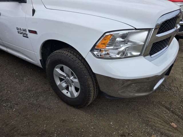 Image of Dodge Ram 1500 equipment image 3