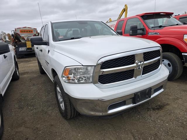 Image of Dodge Ram 1500 equipment image 2