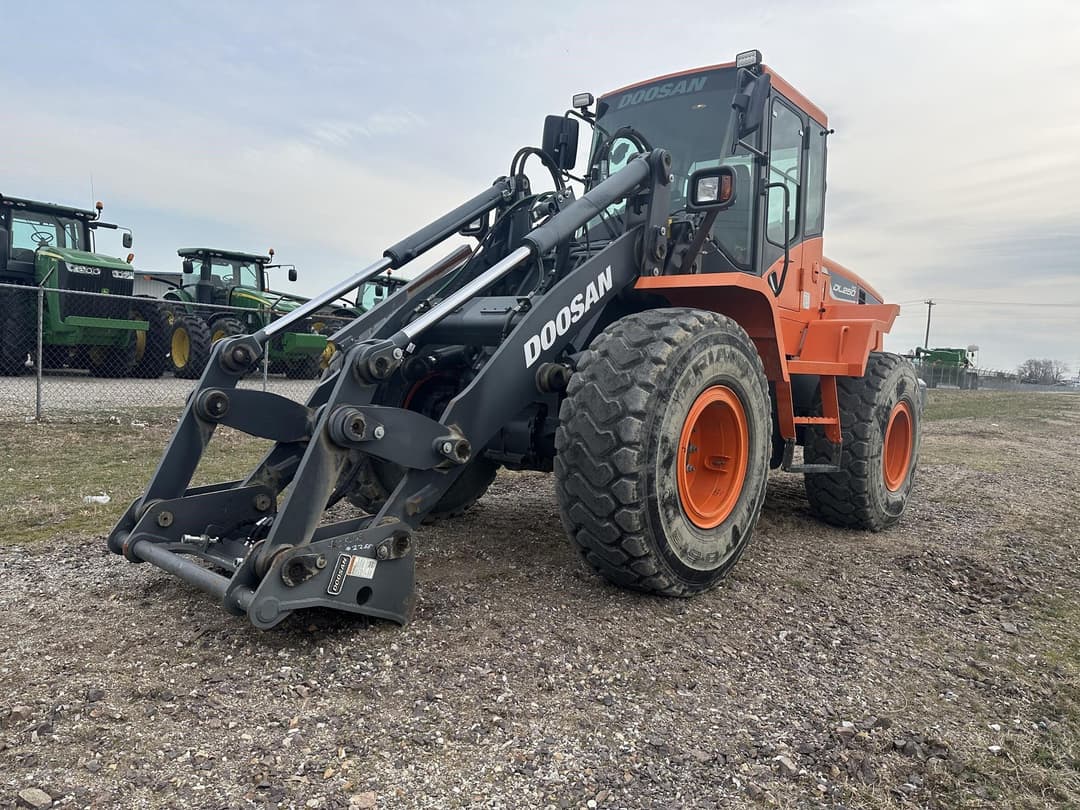 Image of Doosan DL250-5 Primary image