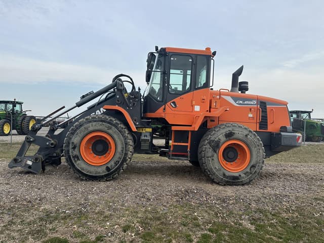 Image of Doosan DL250-5 equipment image 2